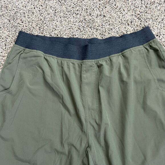prAna Men's Vaha Shorts Size XL 10" Inseam Green Pull On Athleisure Casual - Picture 3 of 7